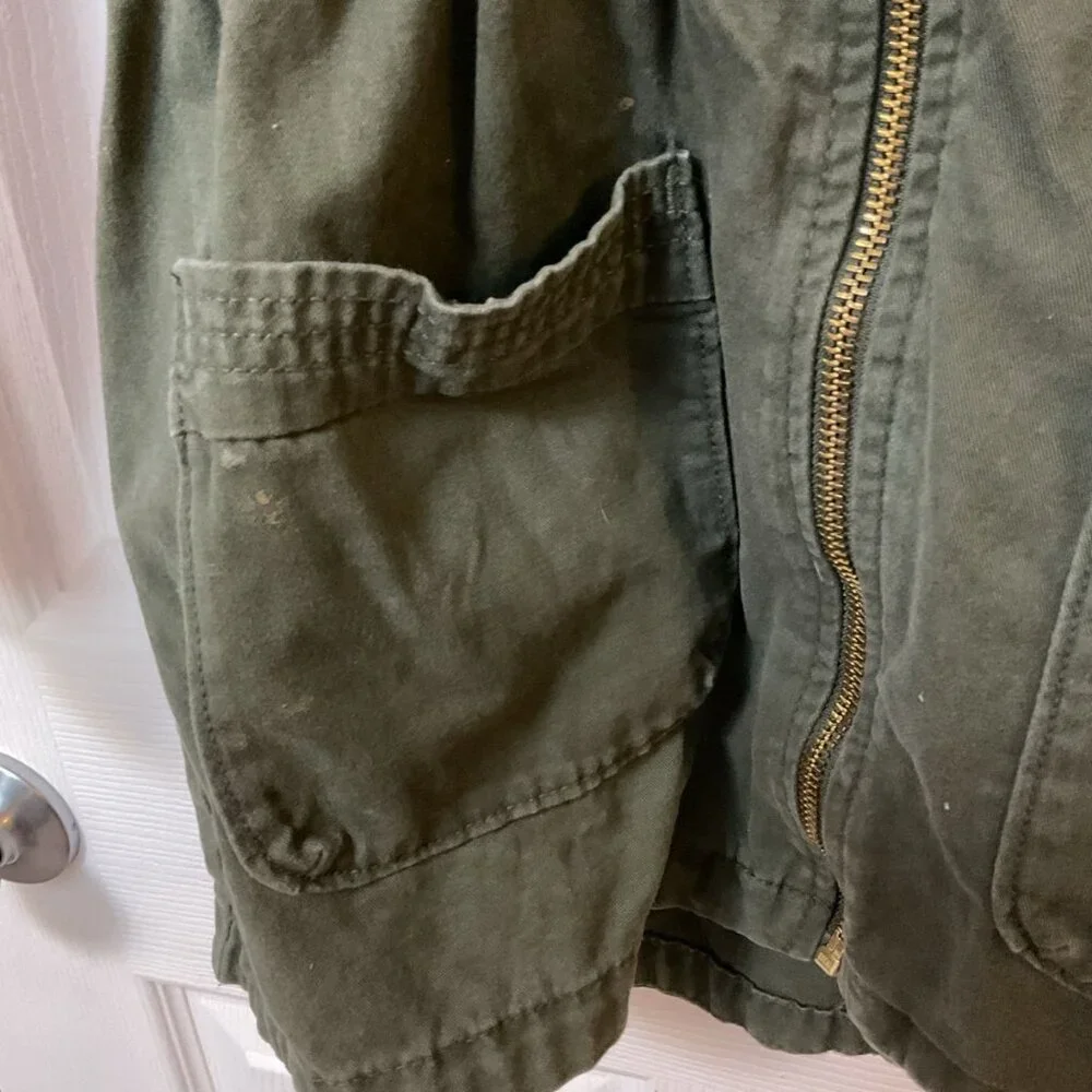 Old Navy Utility Jacket Girls Size L Green Pockets Hood Elastic Waist Zip Up